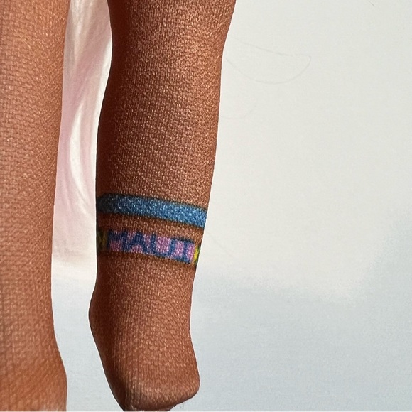 Na Na Na Surprise Doll Krysta Splash Sparkle Series 1 - Picture 5 of 7